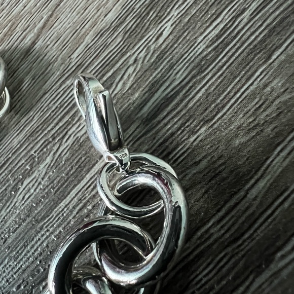 Tiffany & Co. infinity bracelet - Picture 5 of 6